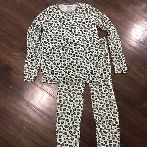 Kickee Ladies Pajamas-Mint Green Color-EUC